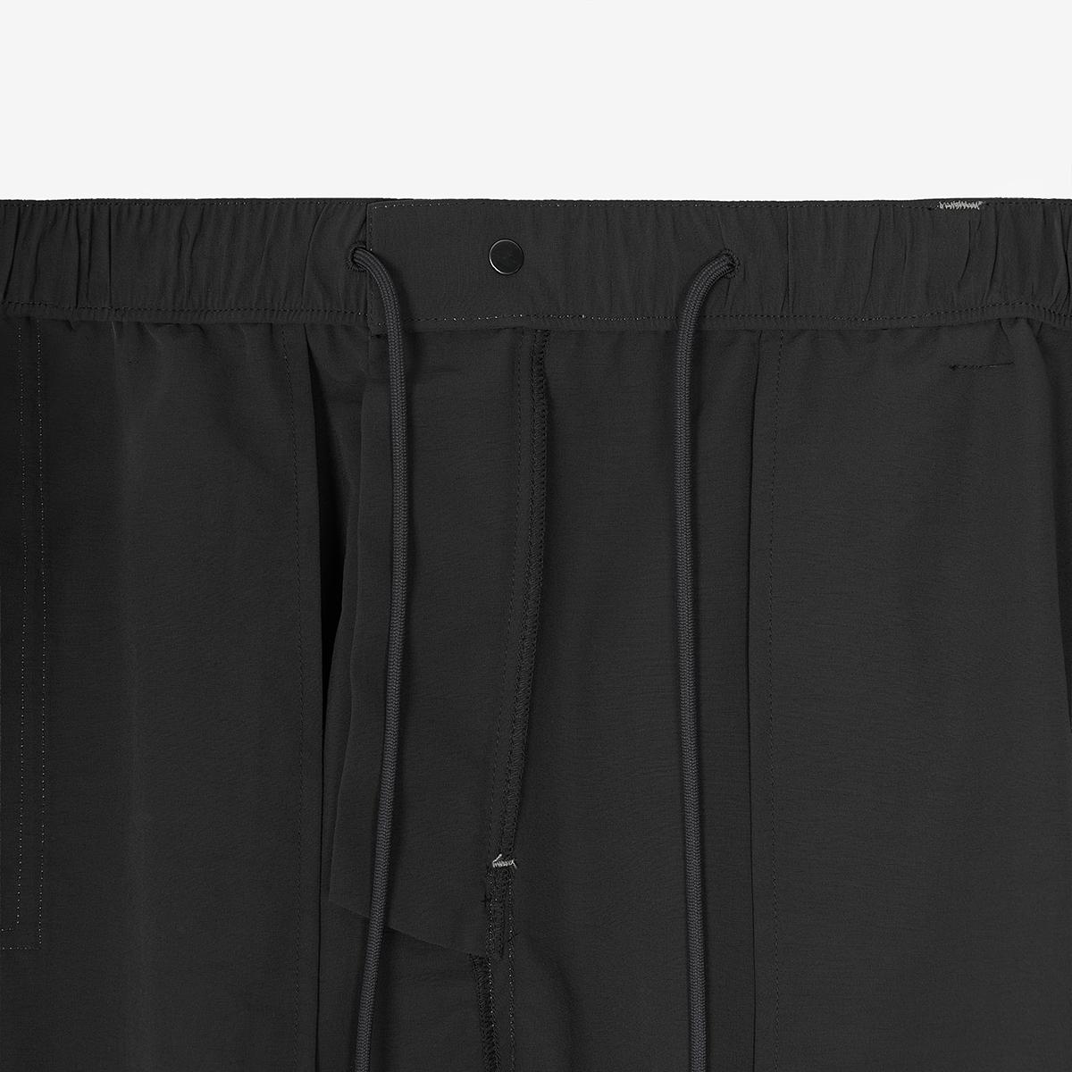 (60)Charcoal