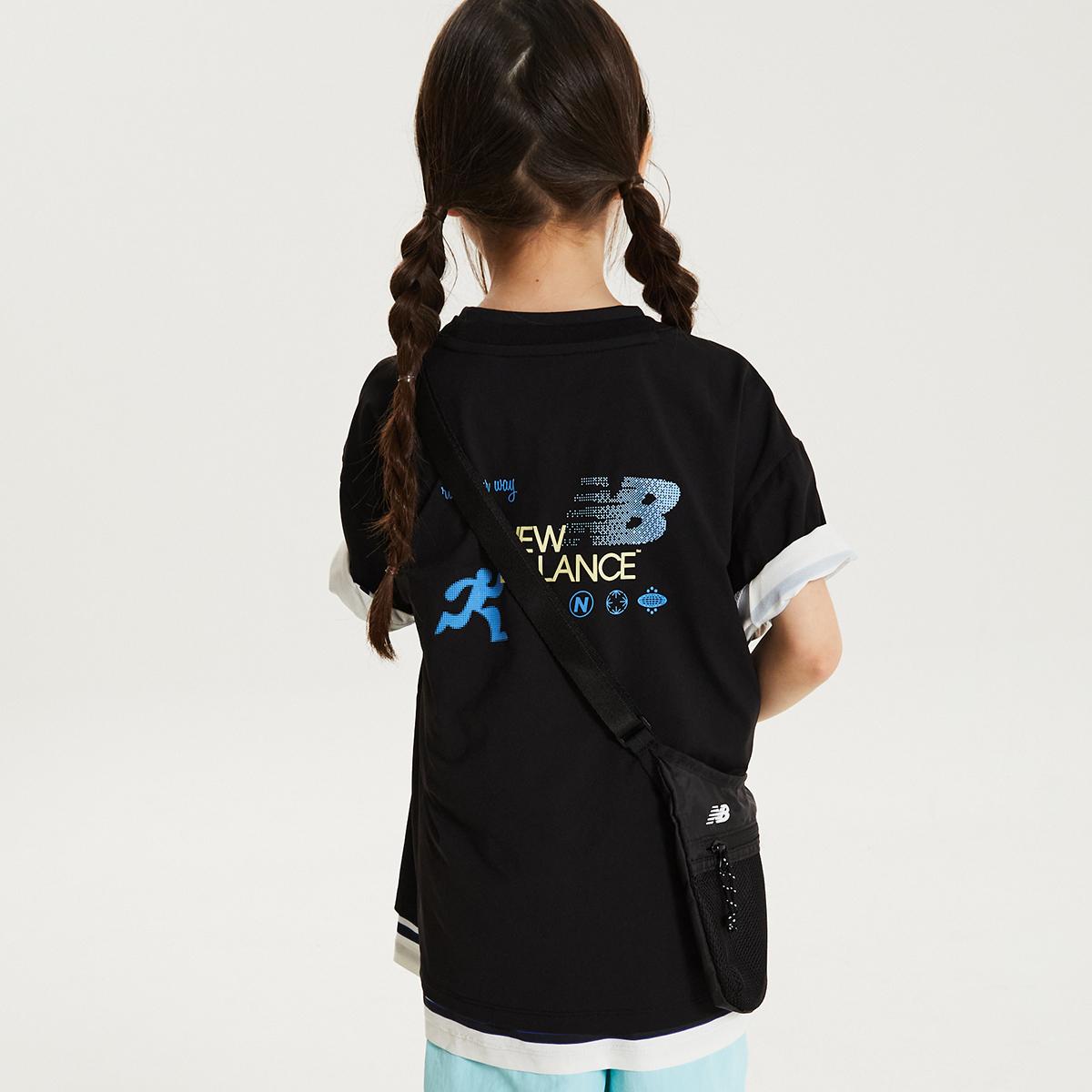 (19)Black