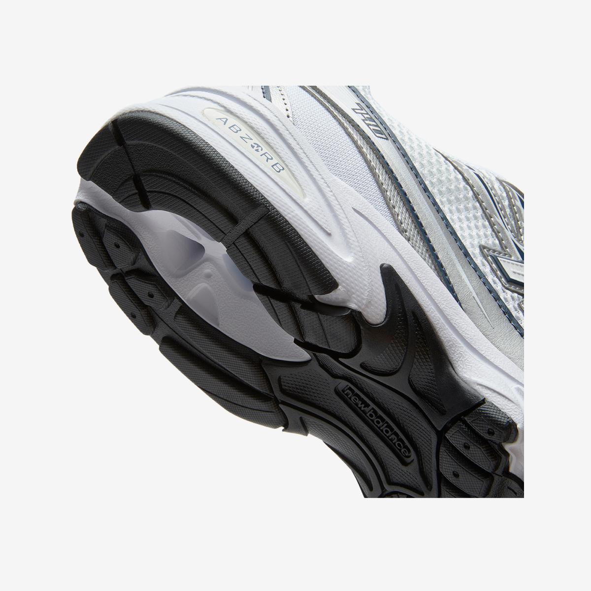(91)Silver