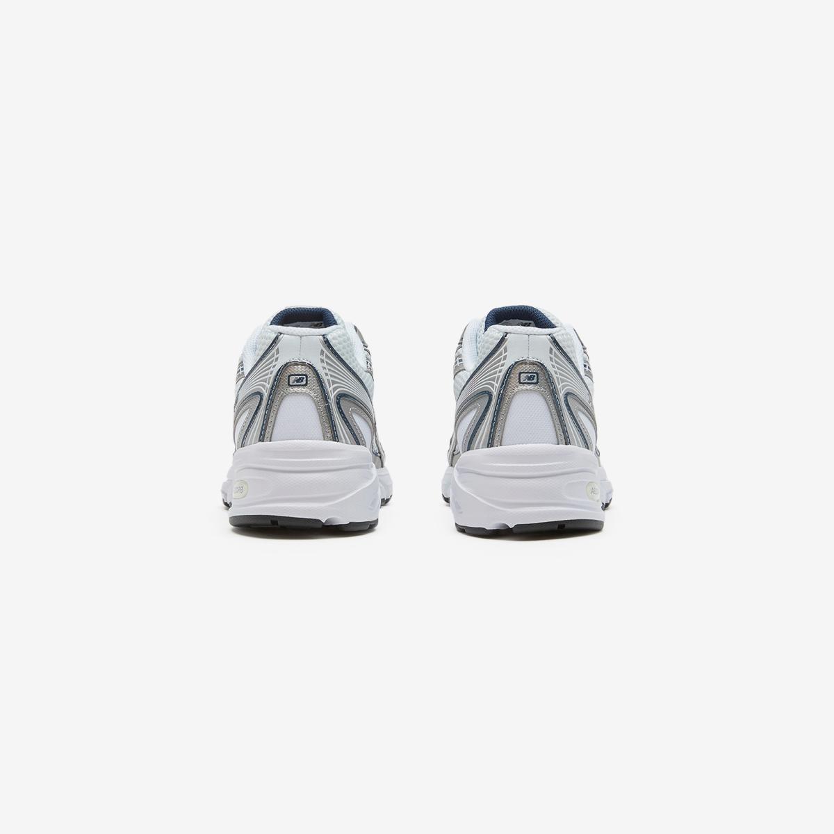 (91)Silver
