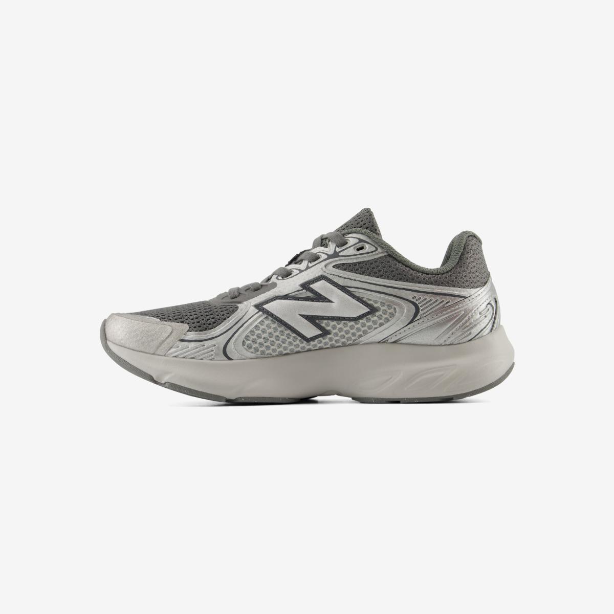 (15)Gray