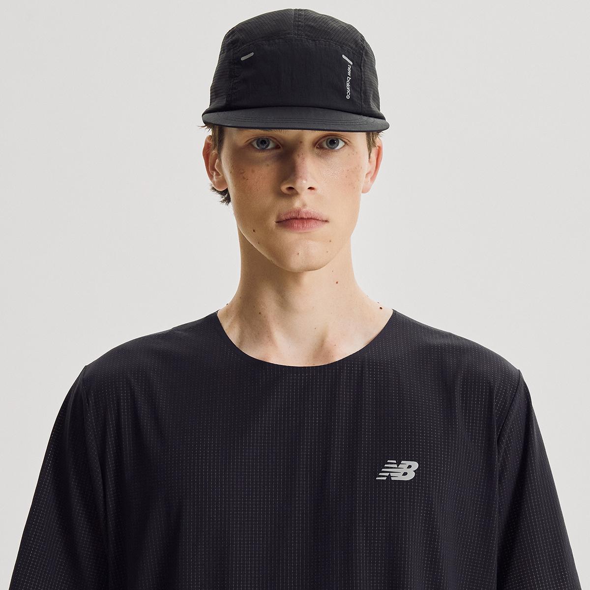 (19)Black