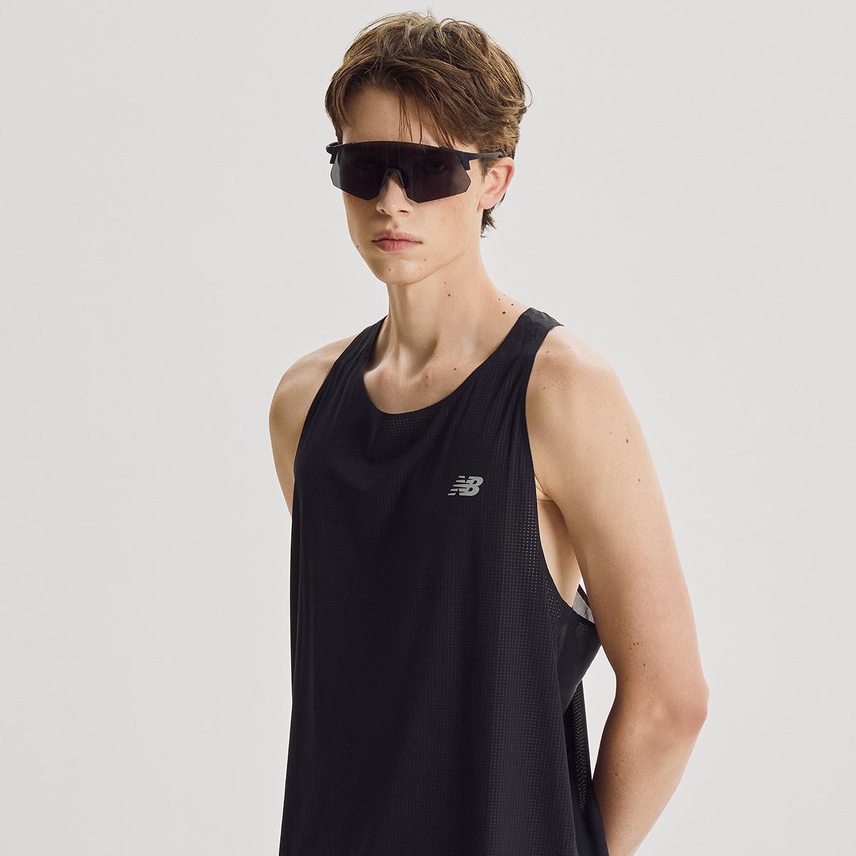 (19)Black