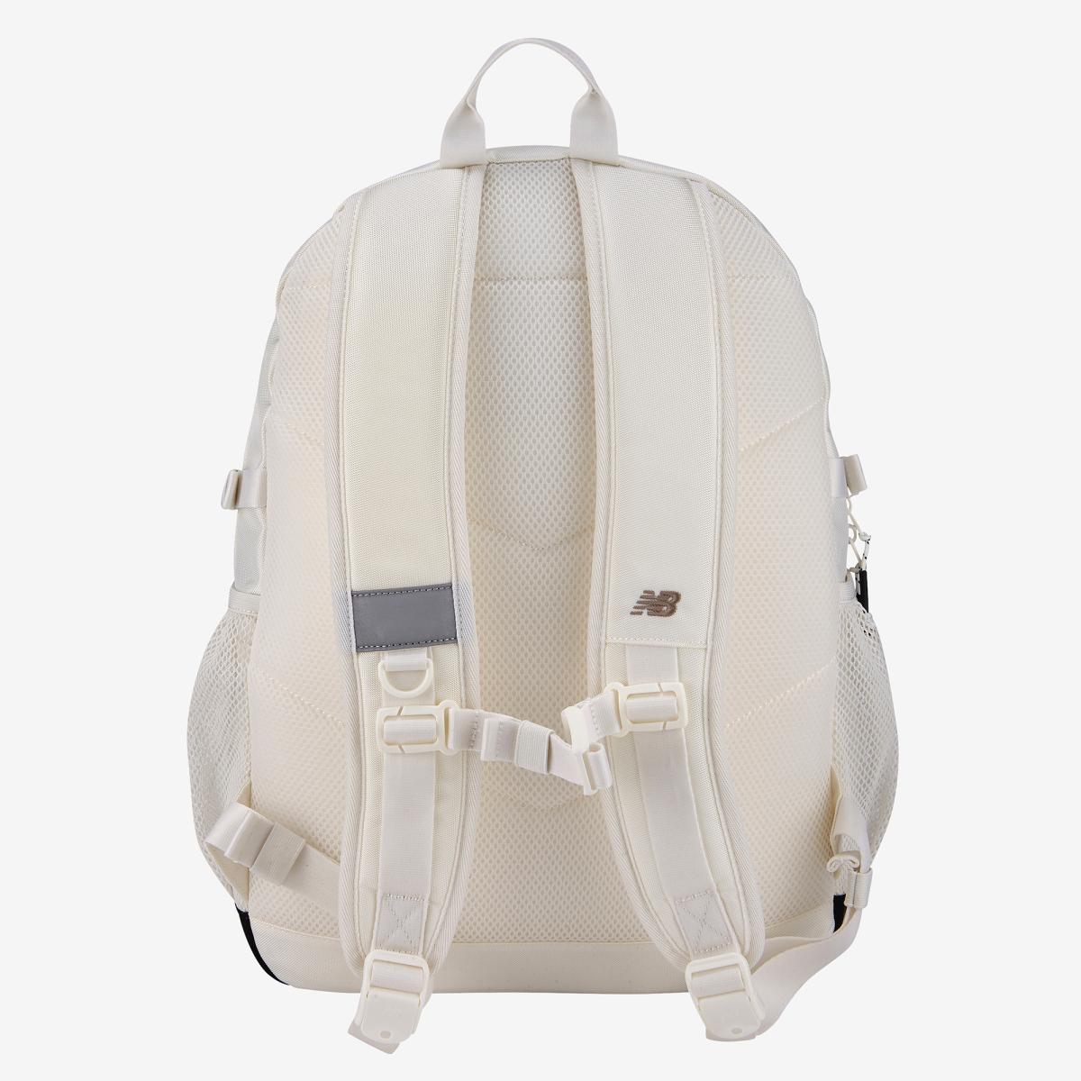 (39)Ivory