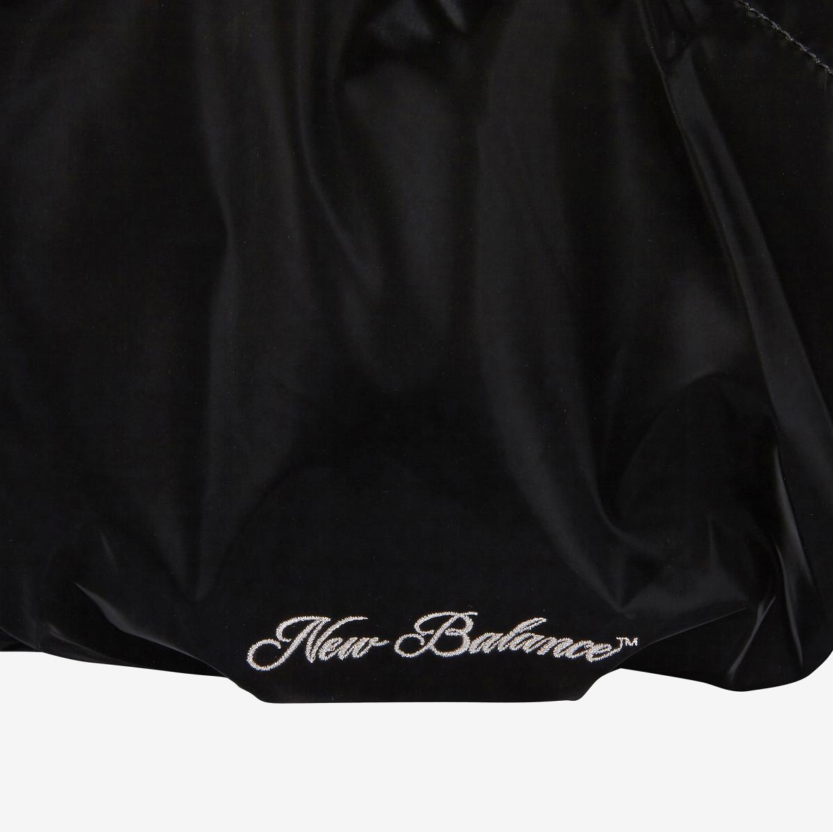 (19)Black