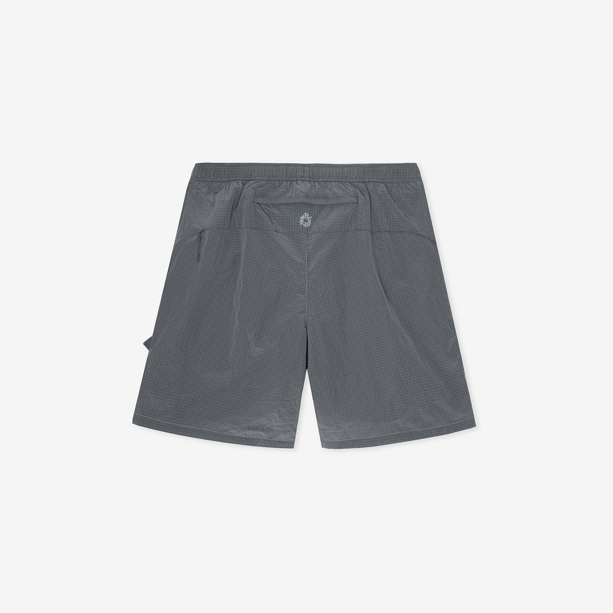 (60)Charcoal