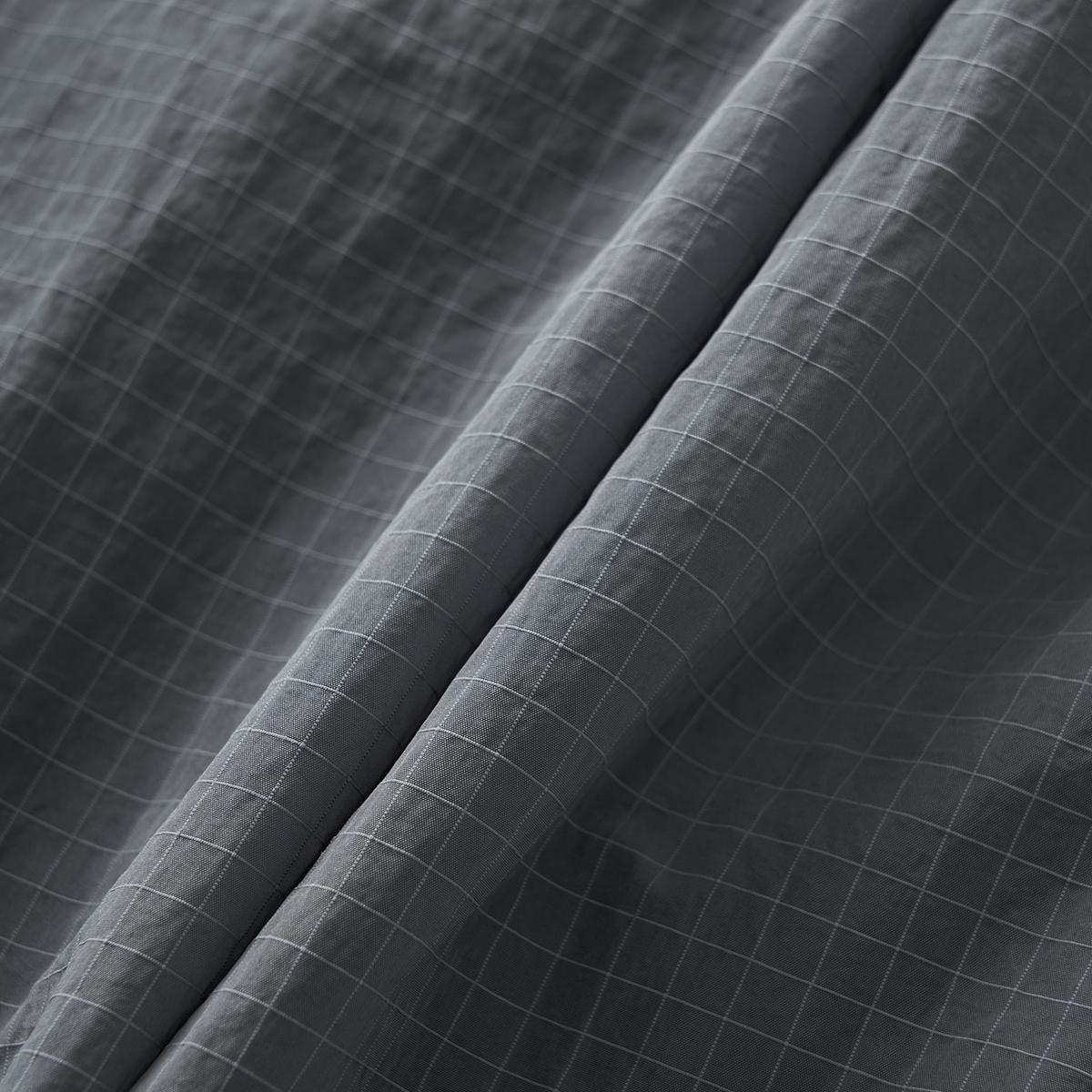 (60)Charcoal
