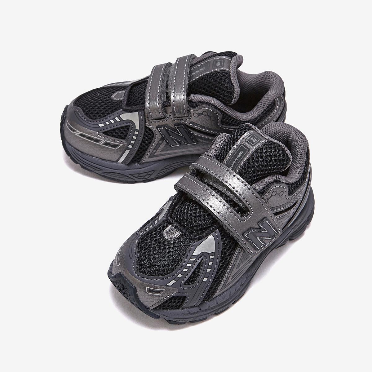(19)Black