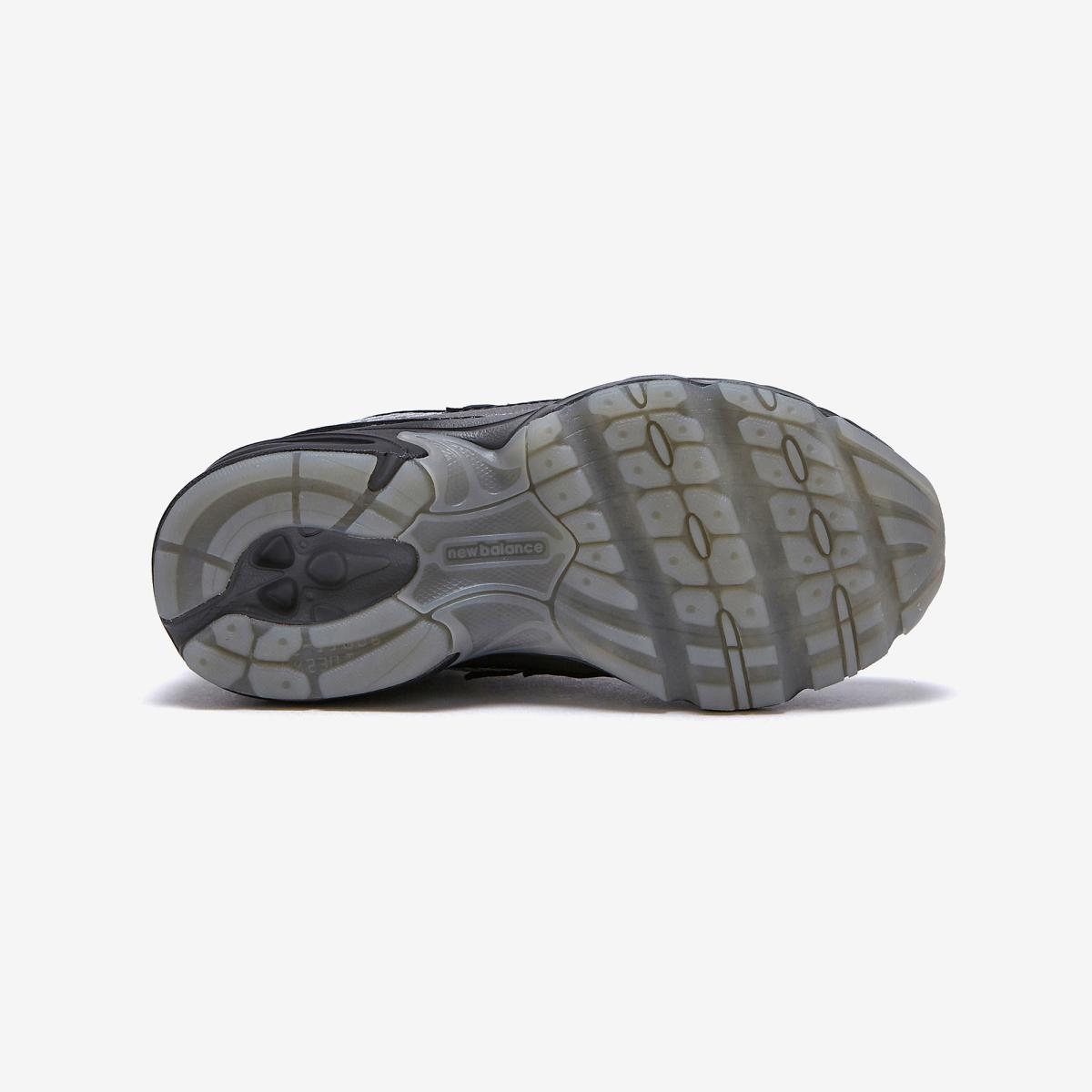 (17)Dark Gray