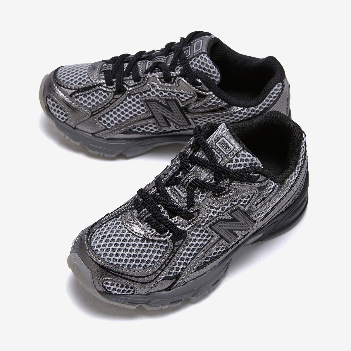 (17)Dark Gray