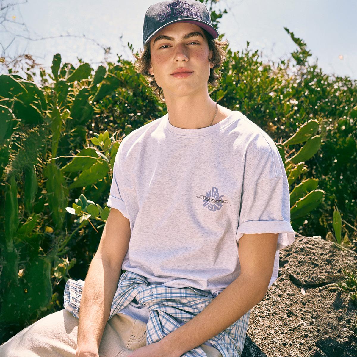 (16)Light Gray