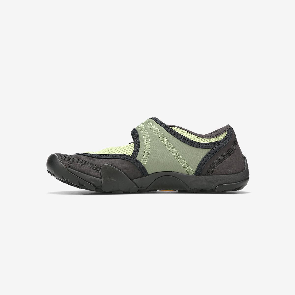 (41)Light Green
