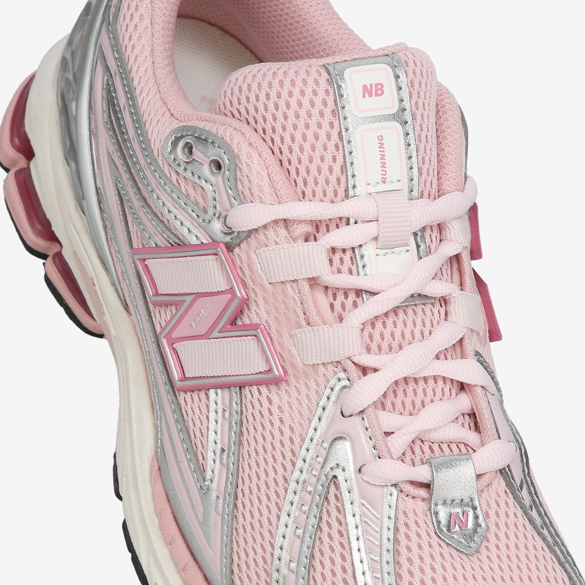 (25)Pink