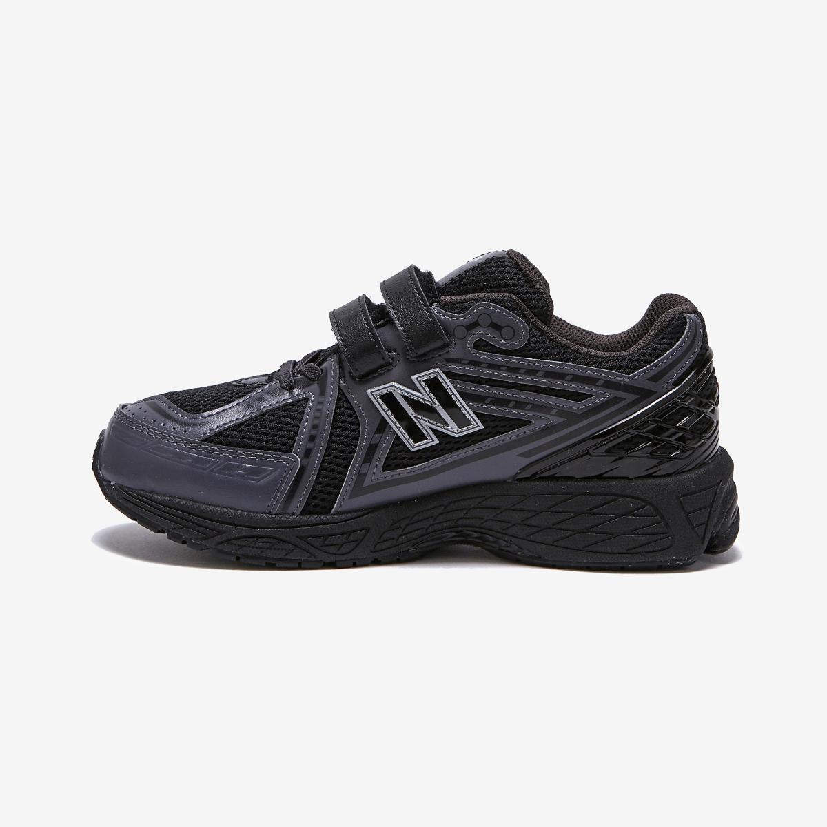 (19)Black