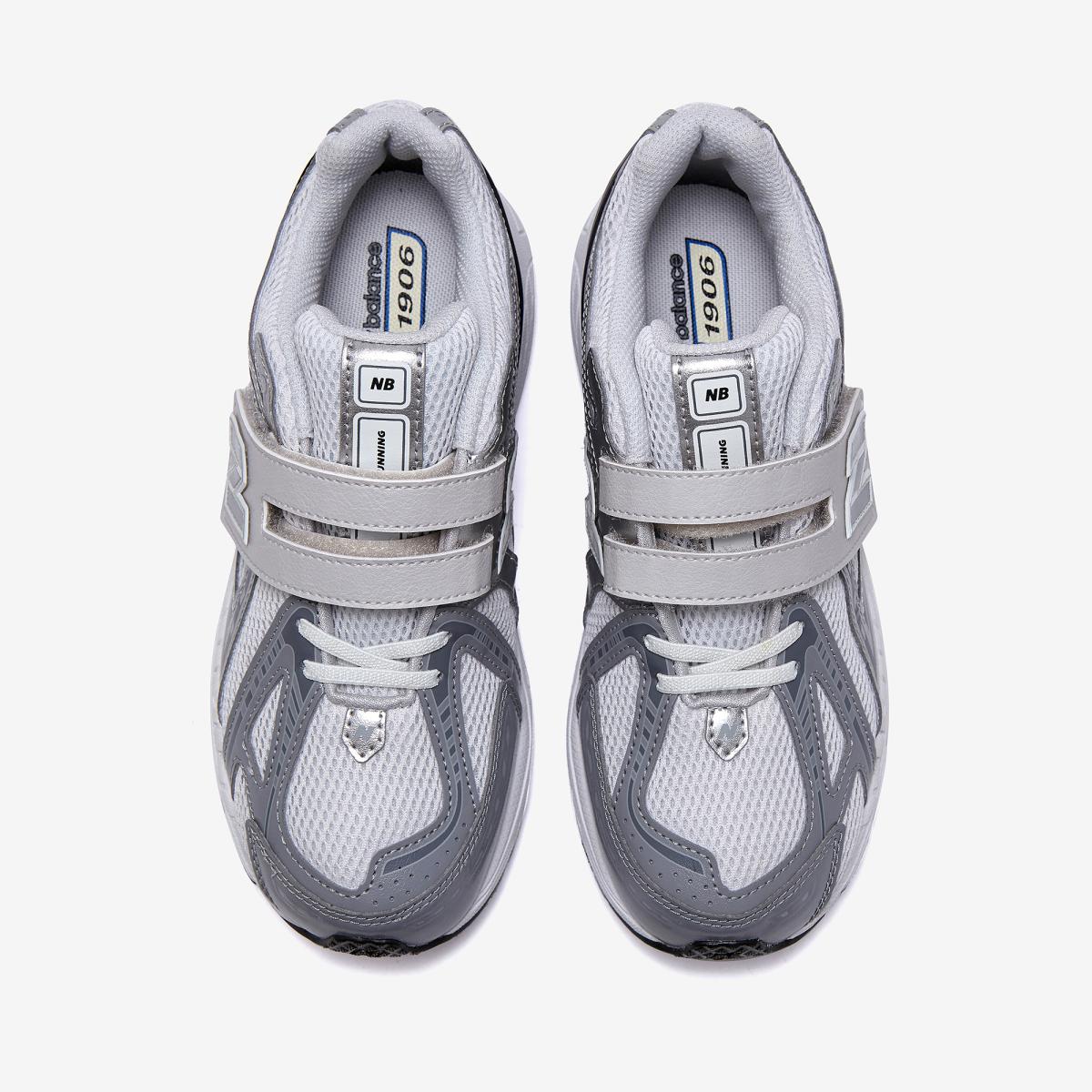 (15)Gray