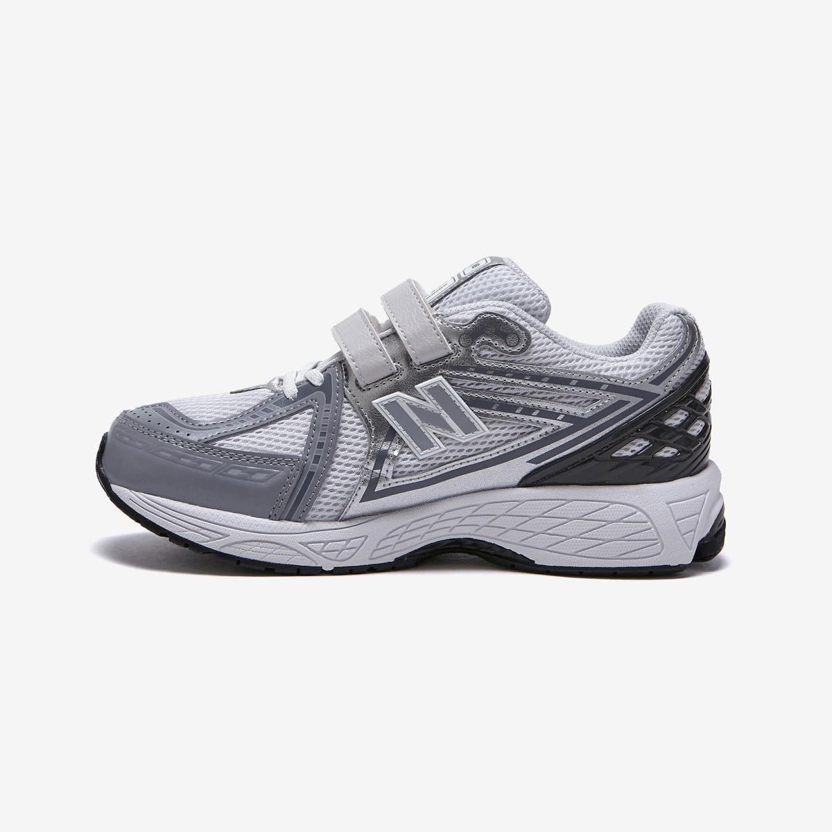 (15)Gray