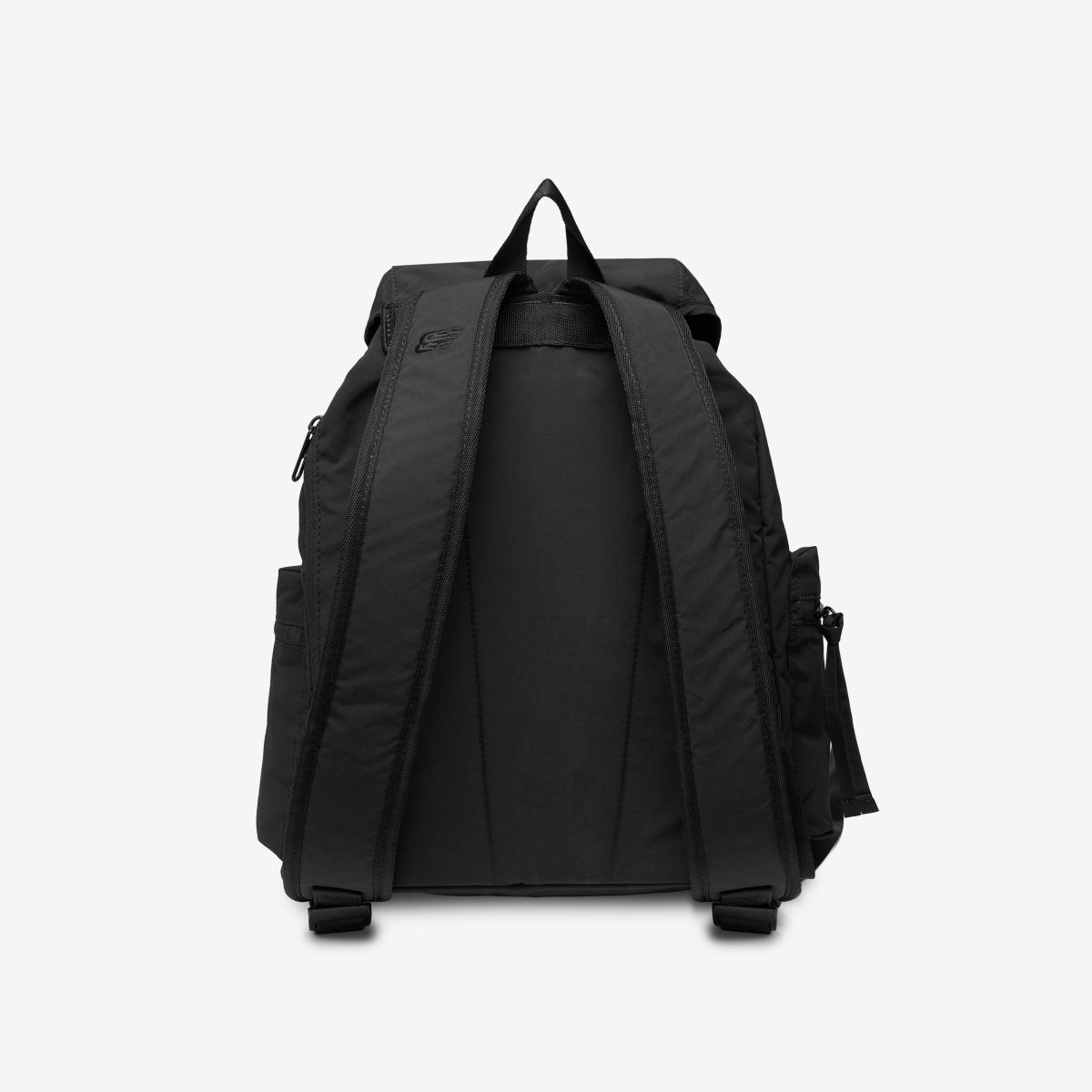 (19)Black