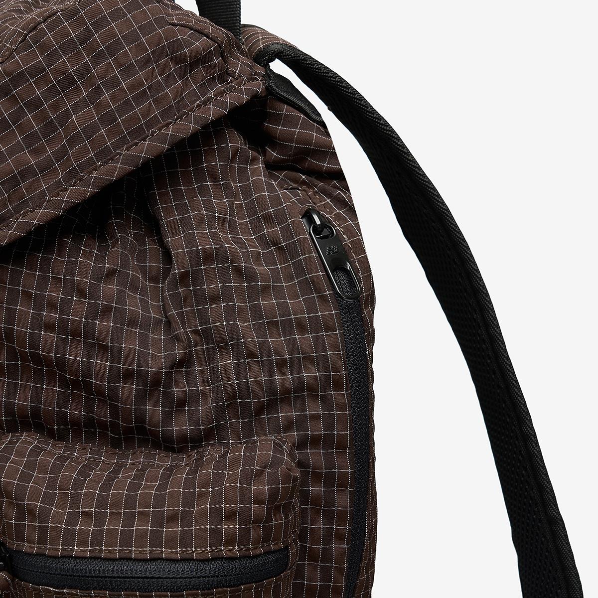 (85)Brown