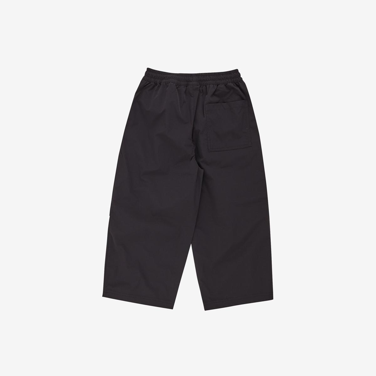 (60)Charcoal