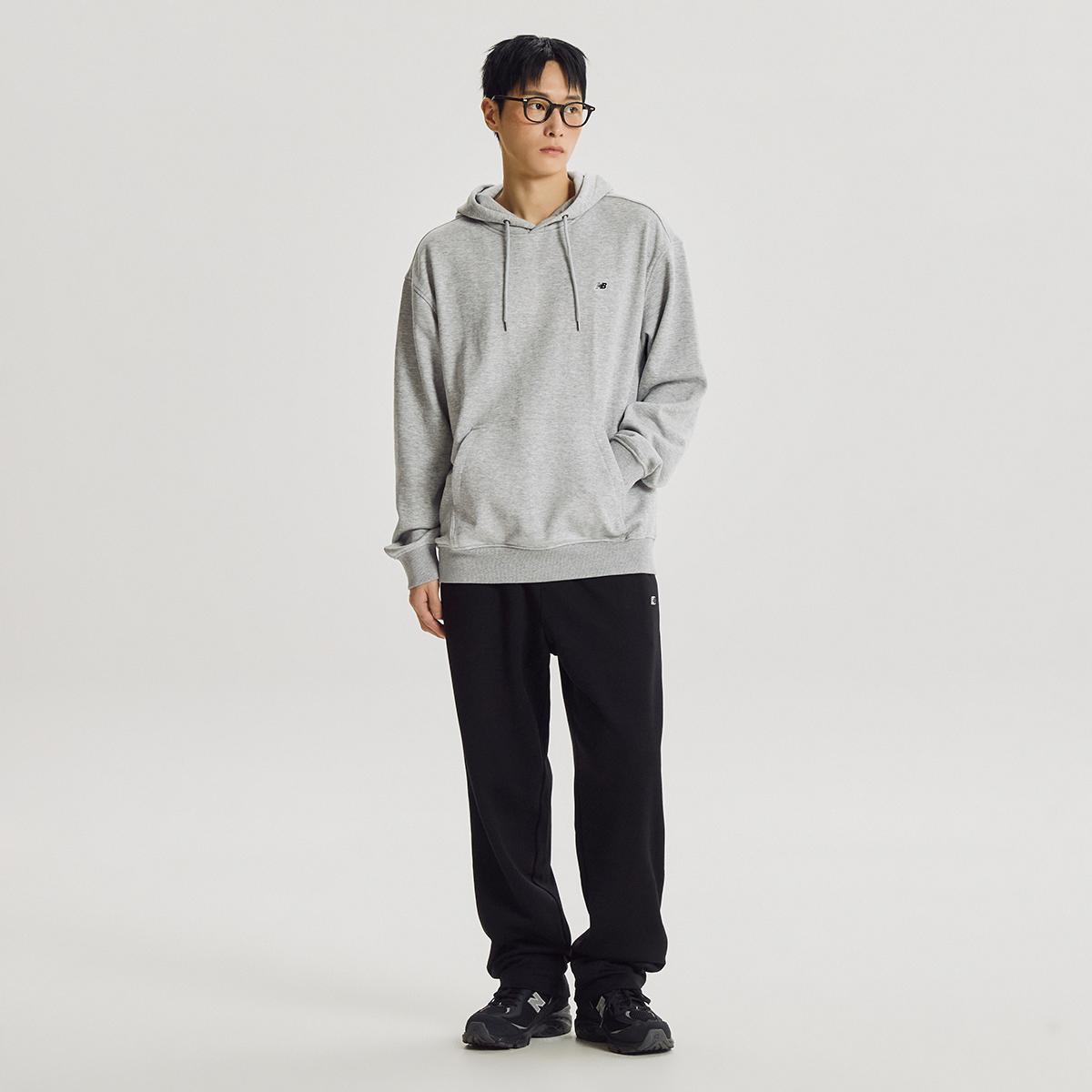 (19)Black