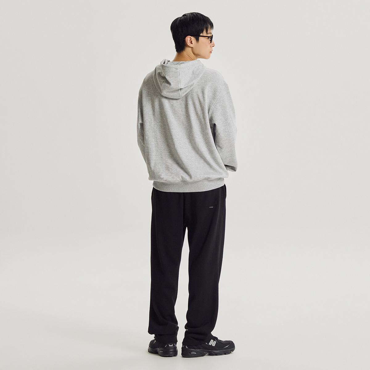 (19)Black