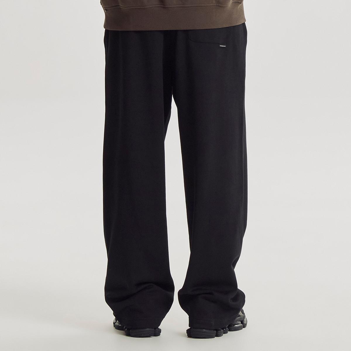 (19)Black