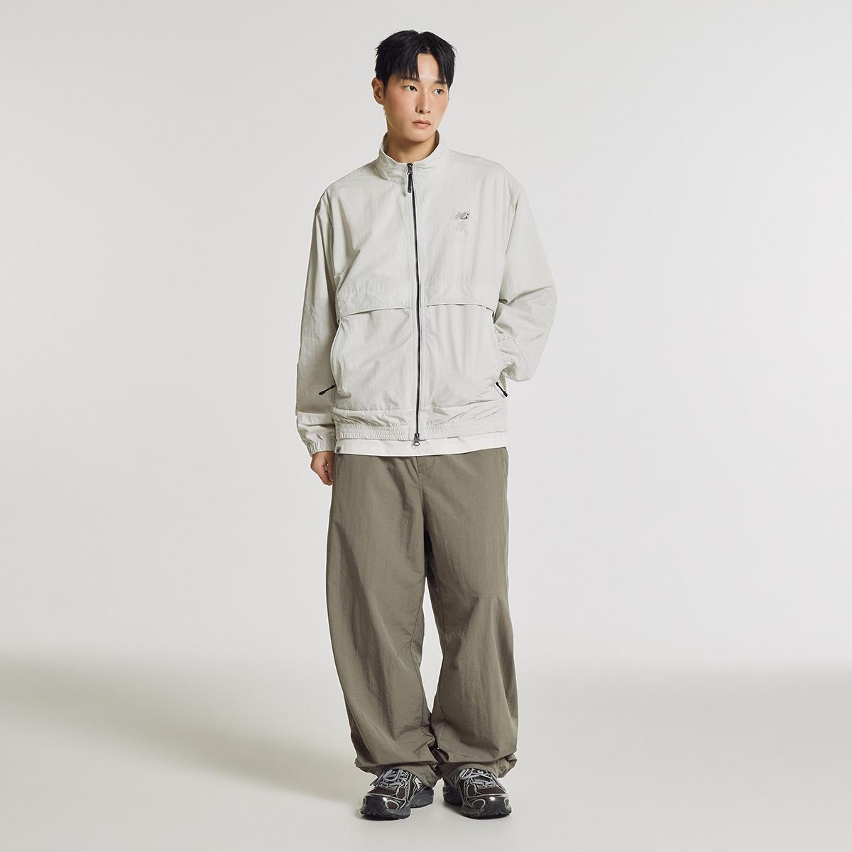(16)Light Gray