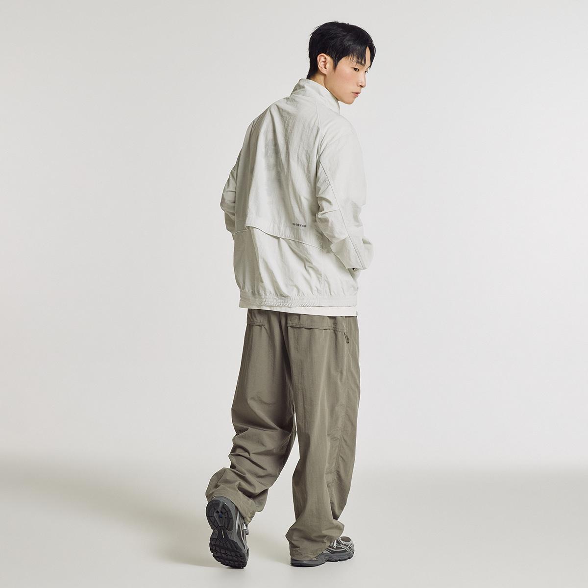 (16)Light Gray