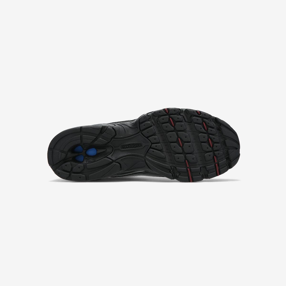 (19)Black