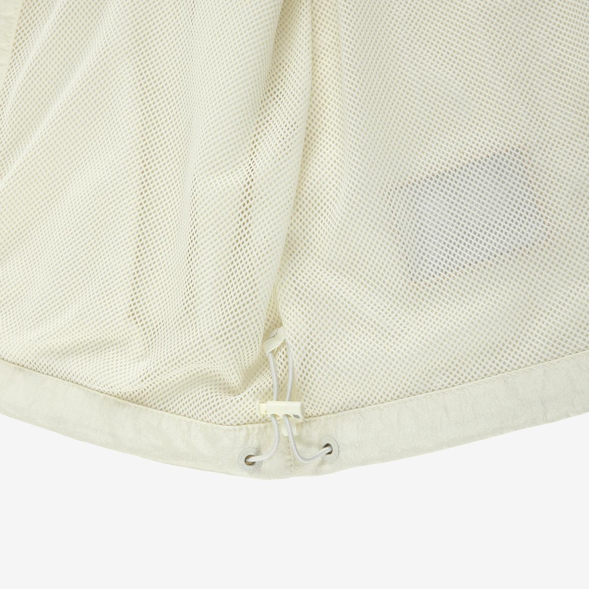 (39)Ivory