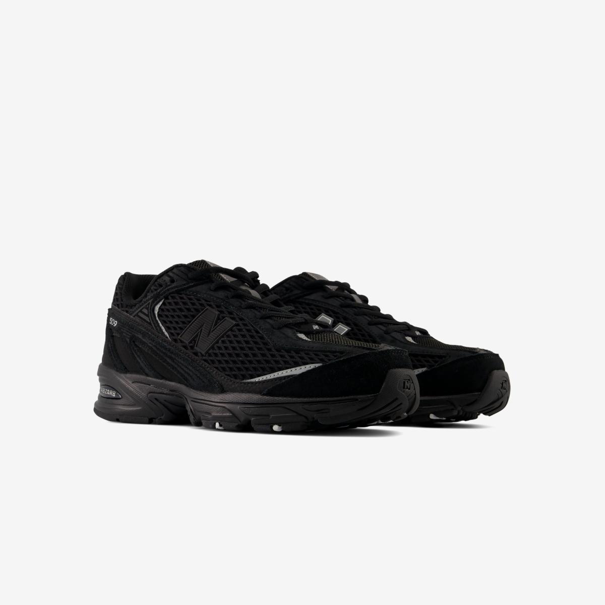 (19)Black