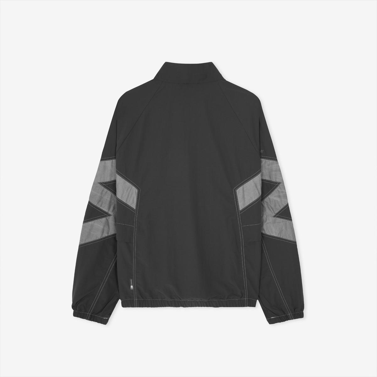 (60)Charcoal