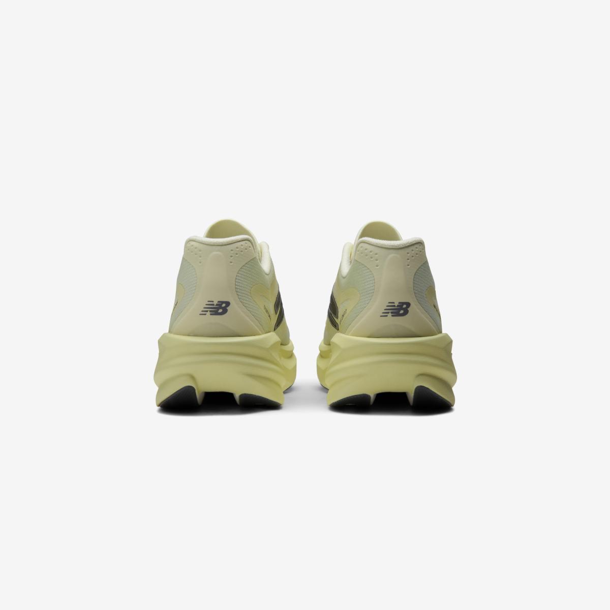 (35)Beige