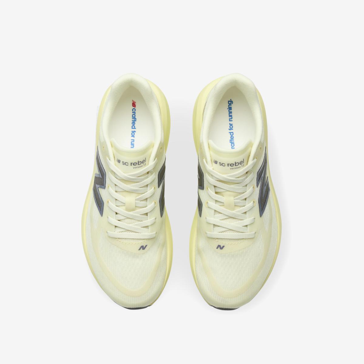(35)Beige