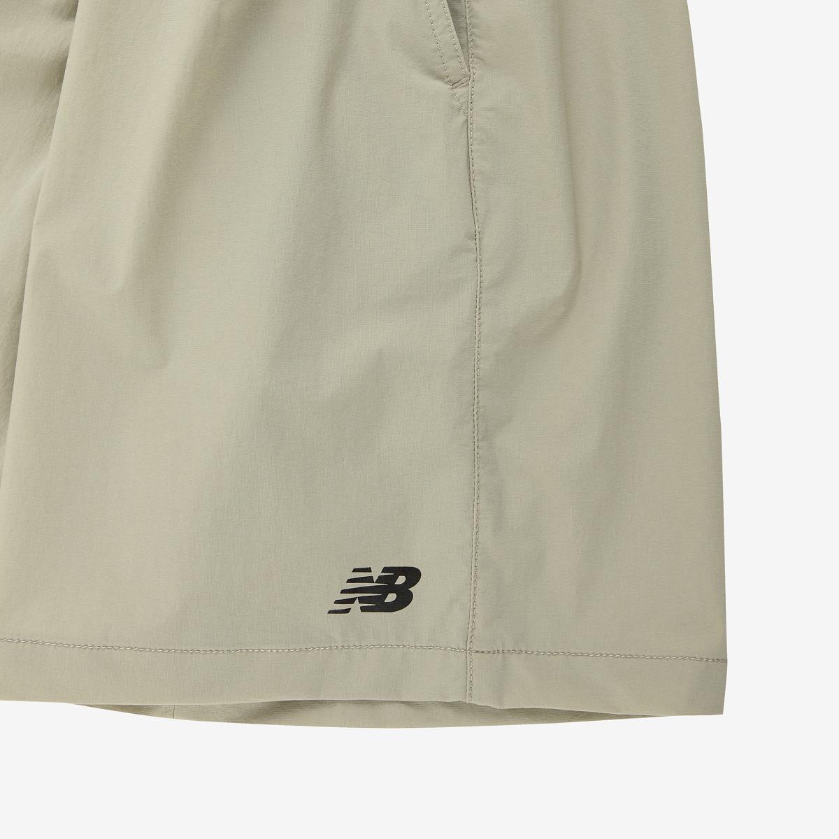 (35)Beige