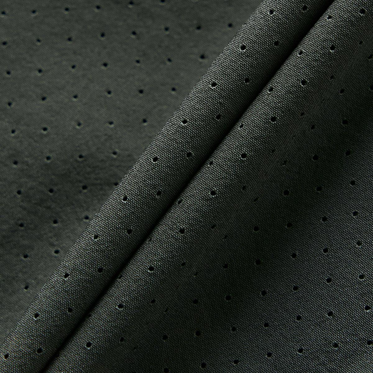 (60)Charcoal