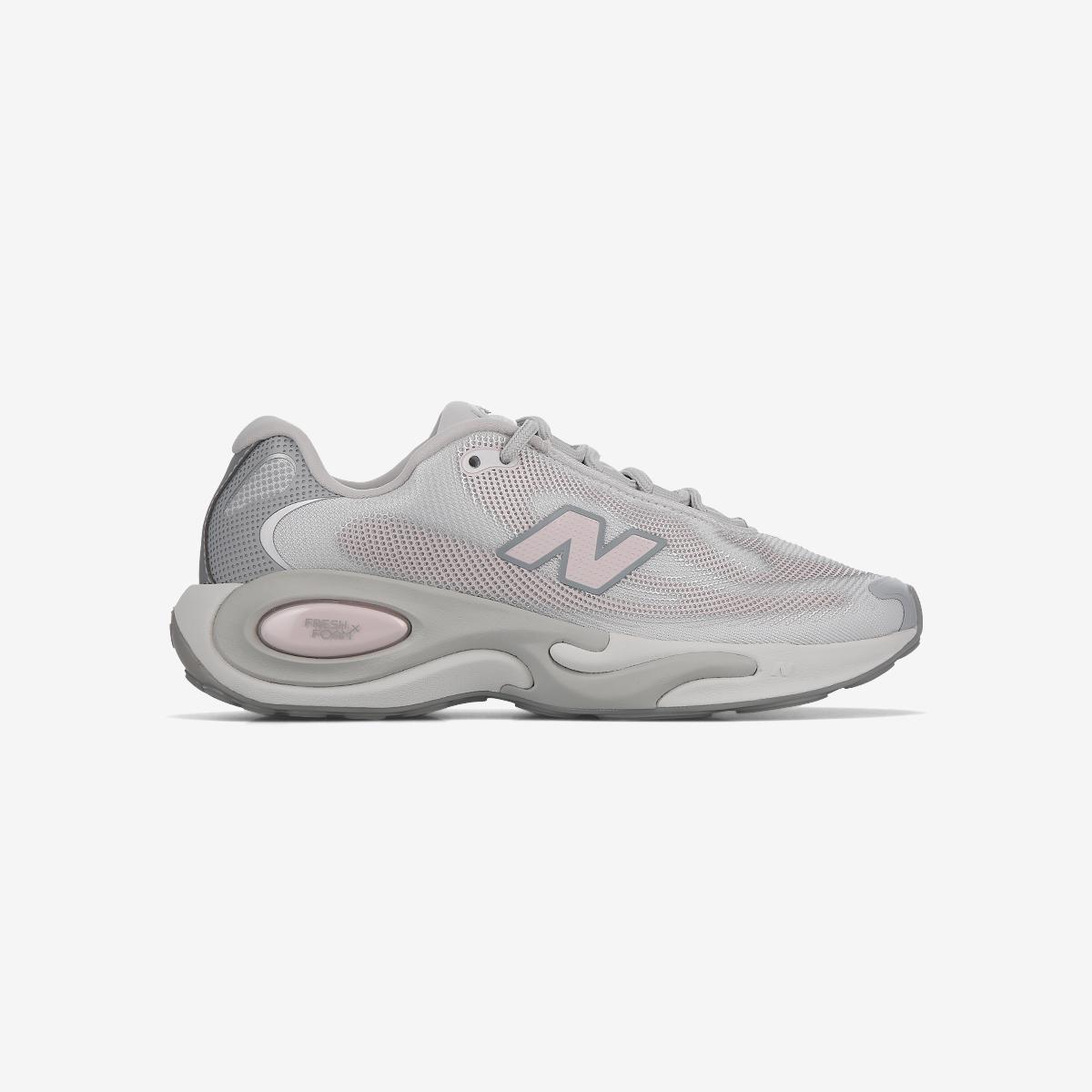 (16)Light Gray