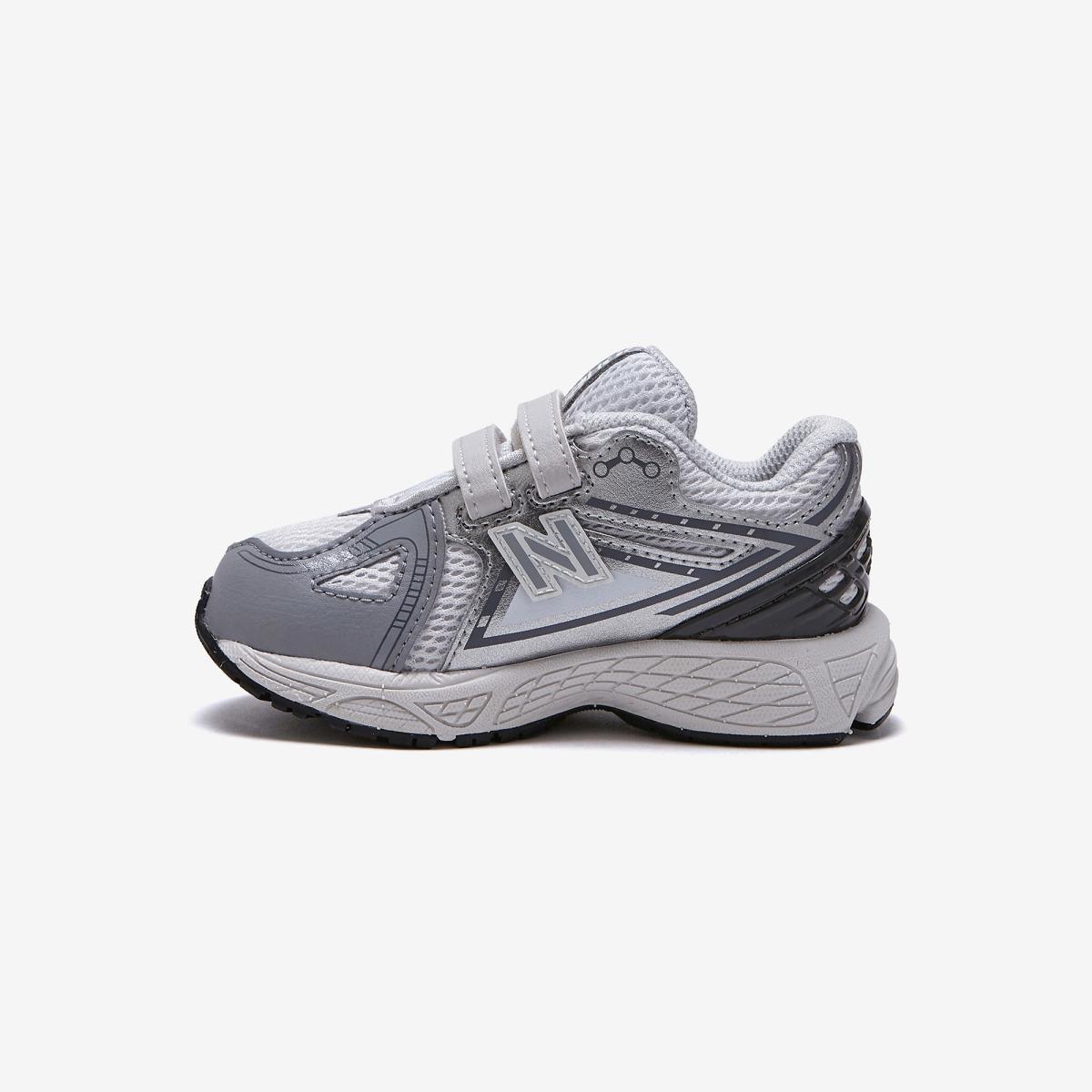 (15)Gray
