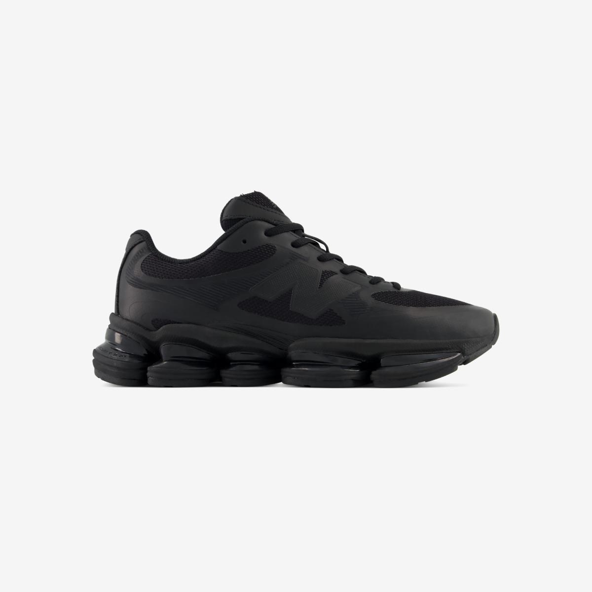 (19)Black