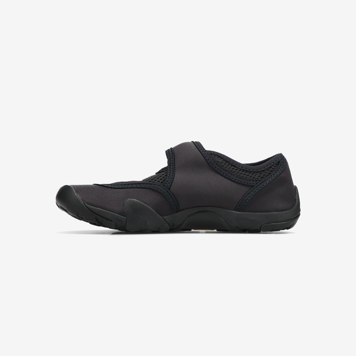 (19)Black