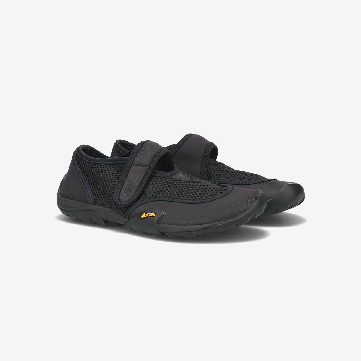 (19)Black