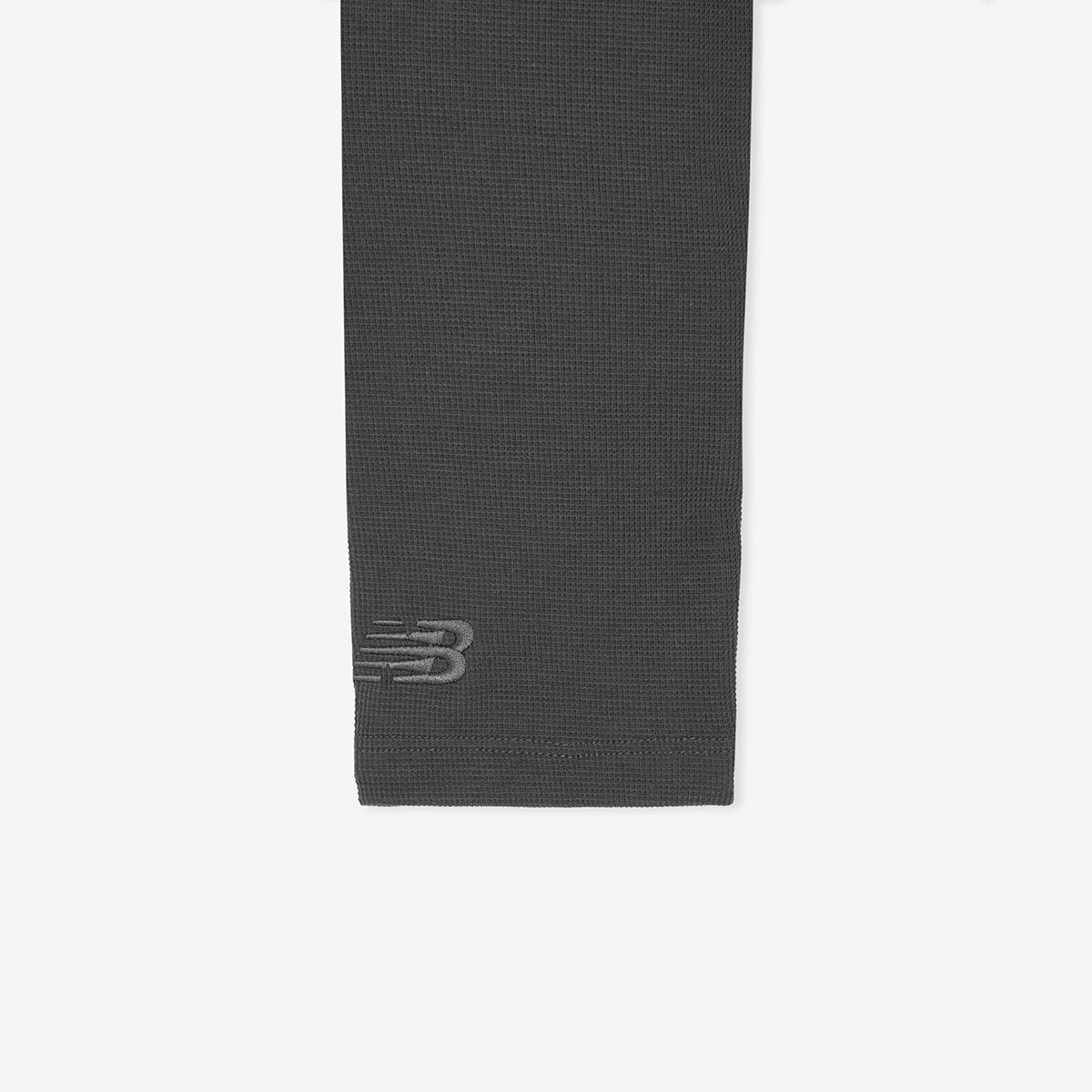 (60)Charcoal