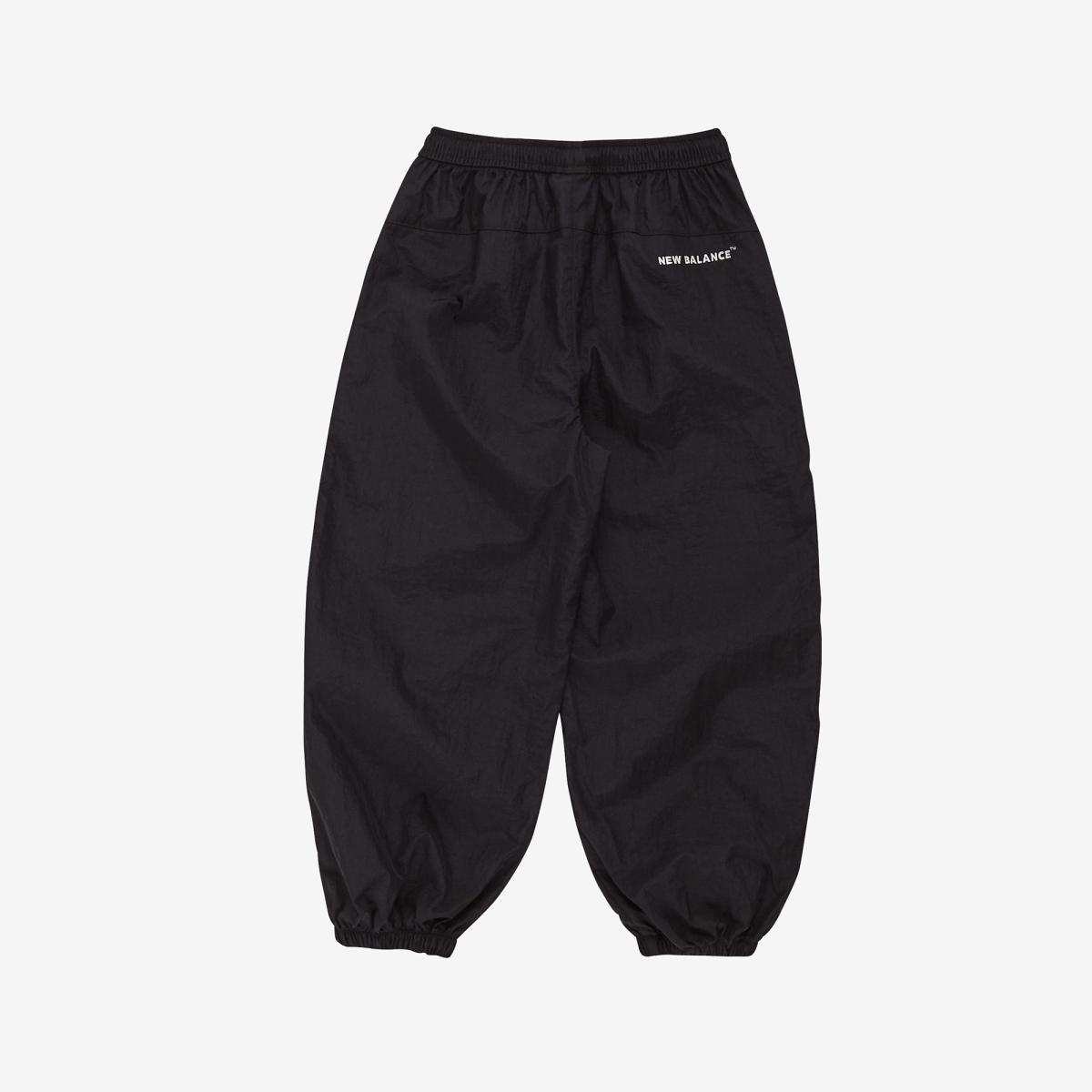 (19)Black