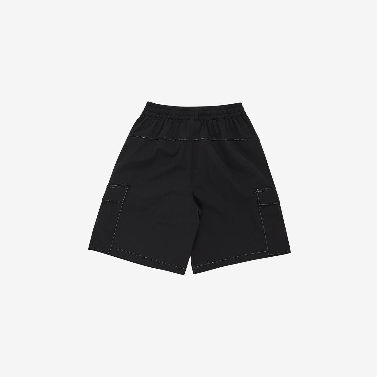 (19)Black