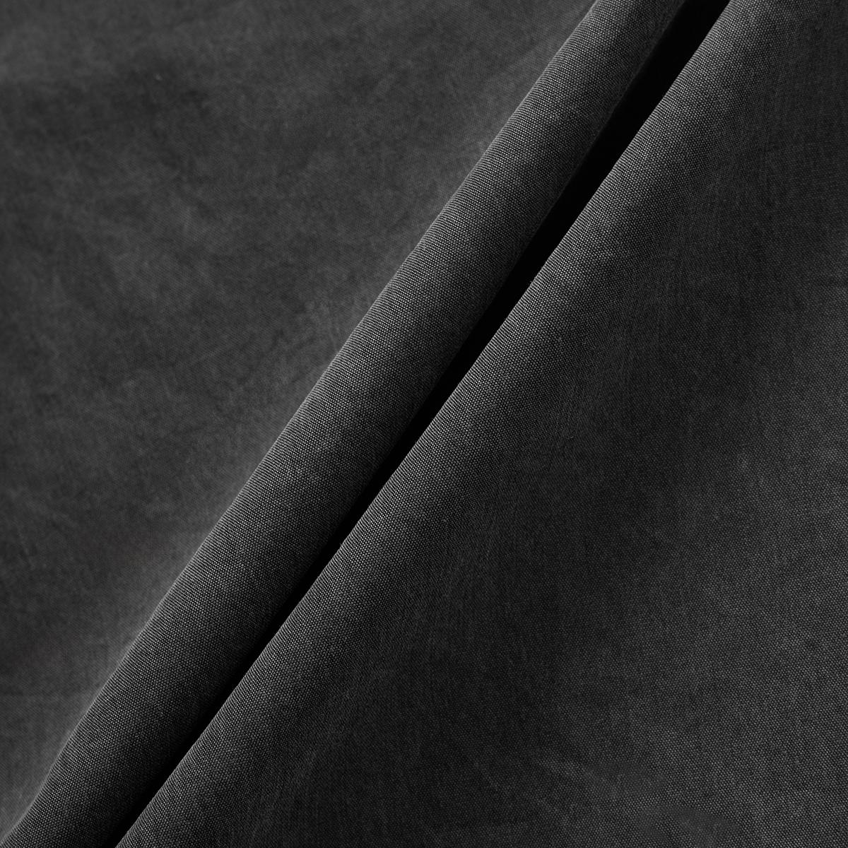 (60)Charcoal