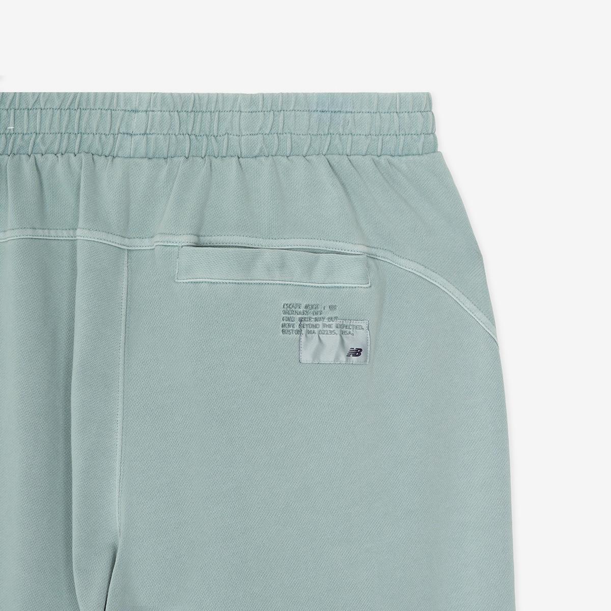 (B2)Blue Gray