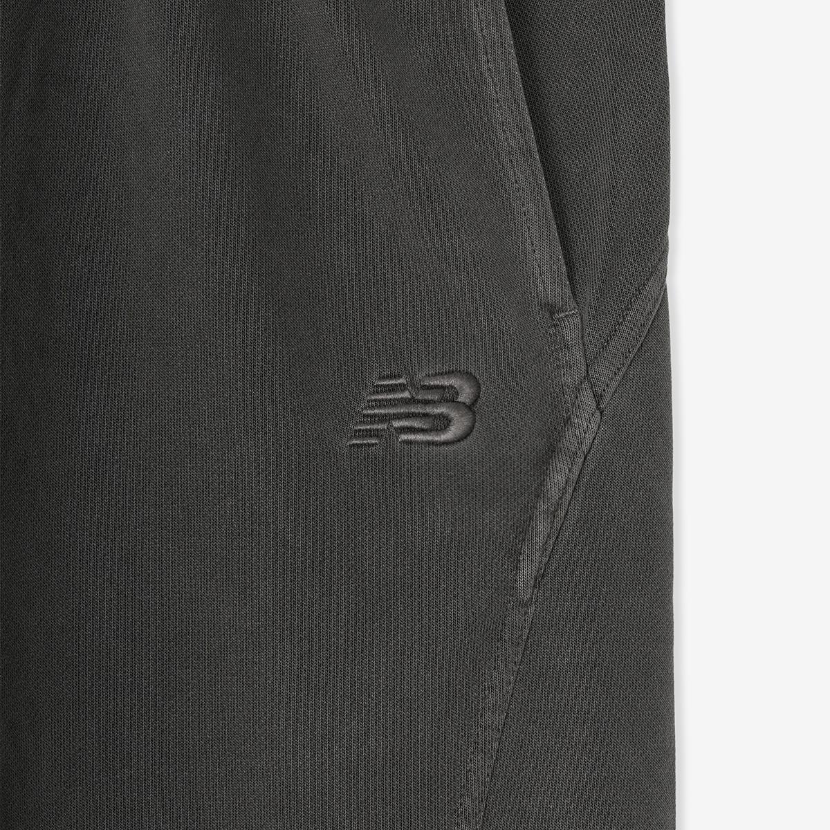 (60)Charcoal