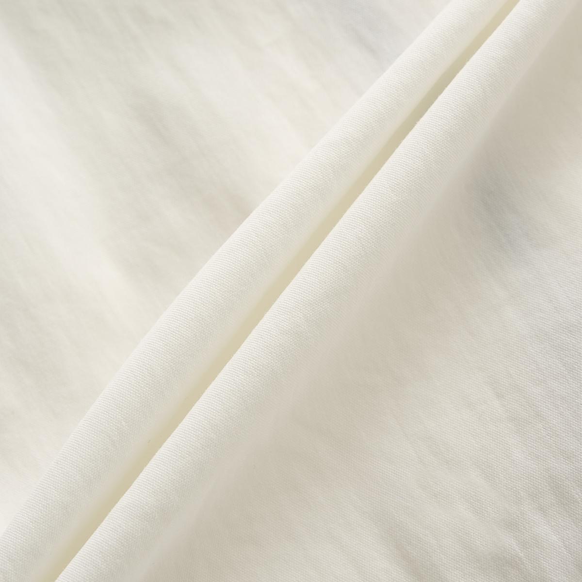 (39)Ivory