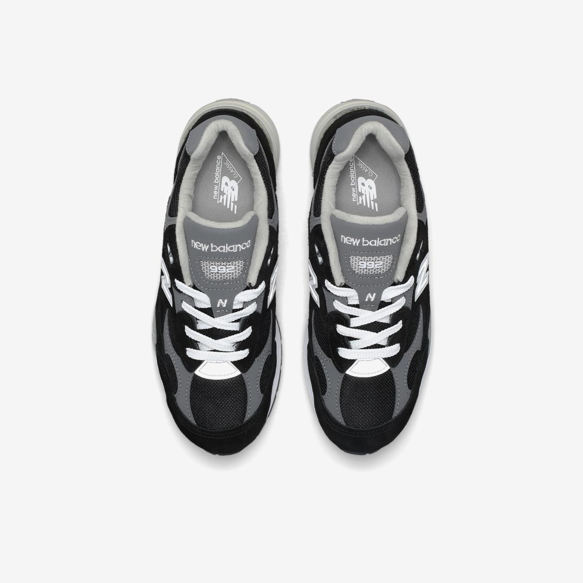 (19)Black
