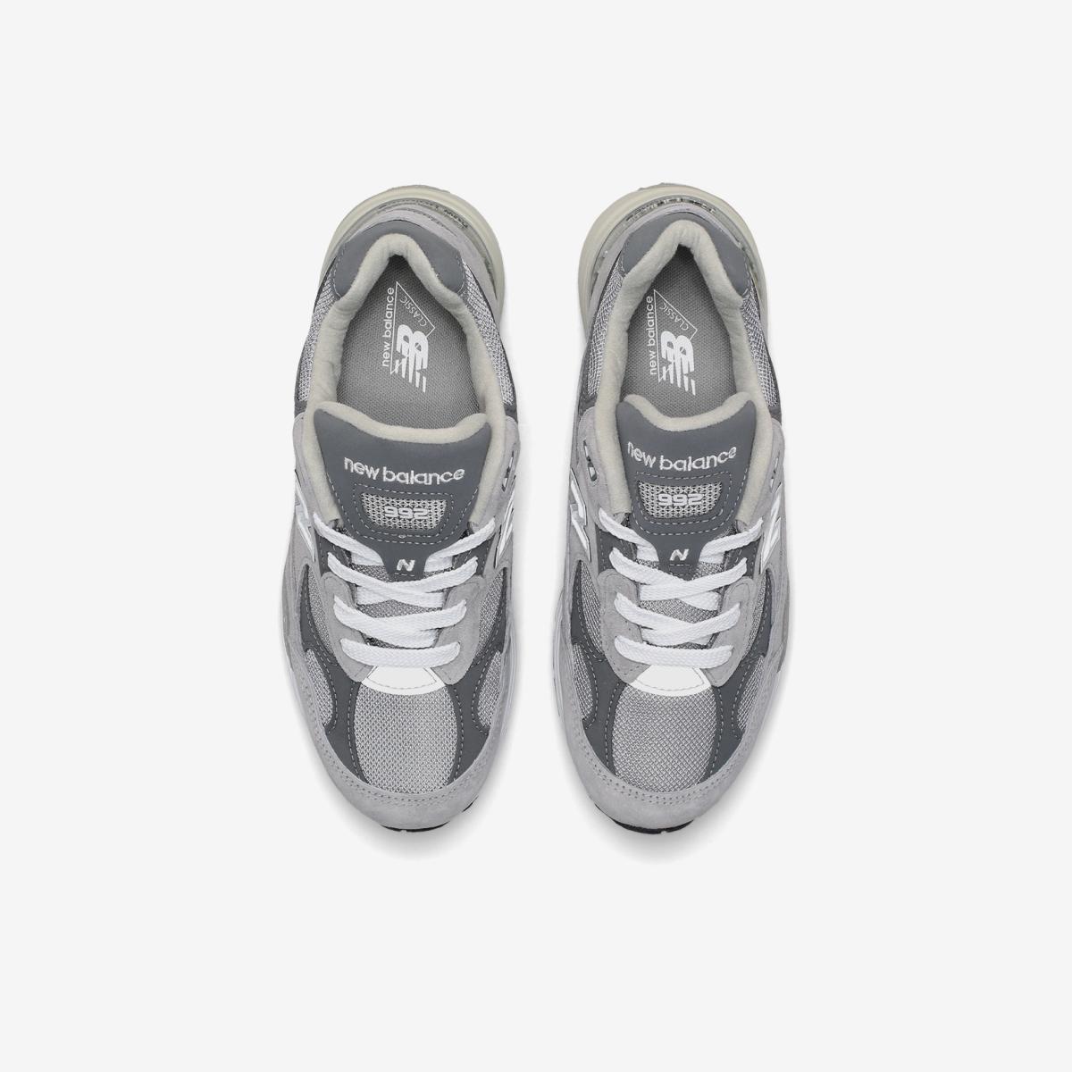 (15)Gray